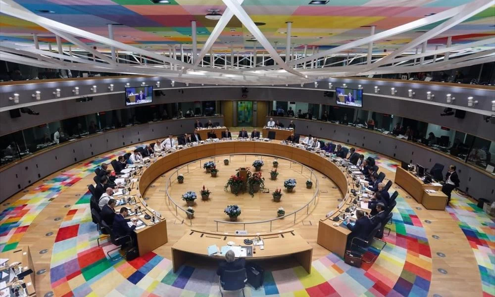 "Θηρίο ανήμερο" ο Δένδιας με την Γερμανία για το εμπάργκο όπλων στην Τουρκία